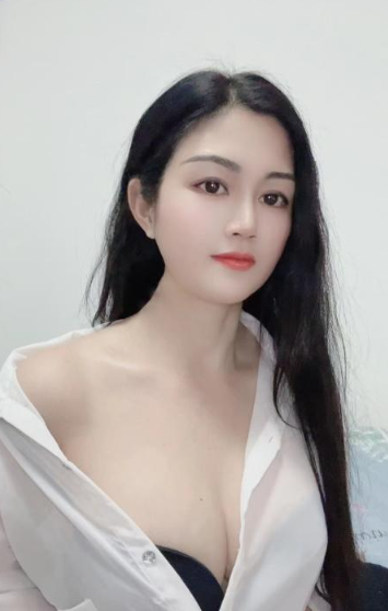 大胸少妇丫丫